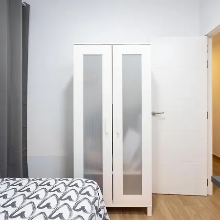 Home2book Design Black & White Cruz Santa Cruz de Tenerife